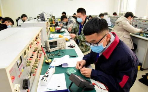 中考迎來新動態 500分以下考生或面臨分流，職業教育成新選擇